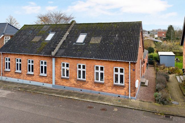 Fredensgade 11, 5560 Aarup